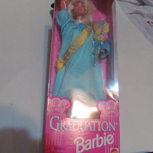 Vintage Graduation Barbie class of 1998 nib